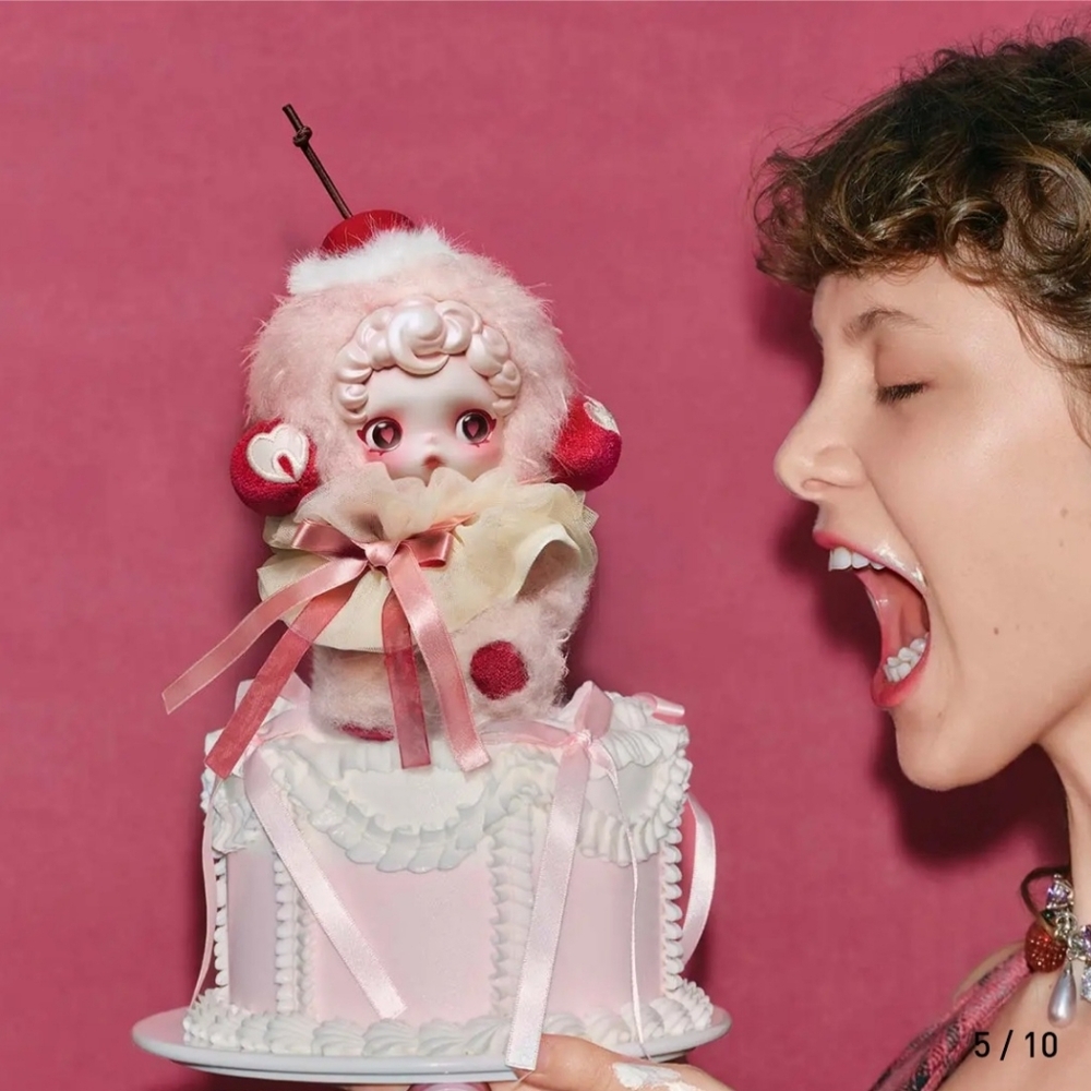 POPMART MOLDY MUFFIN Vinyl Plush SKULLPANDA YOU FOUND ME Authentic